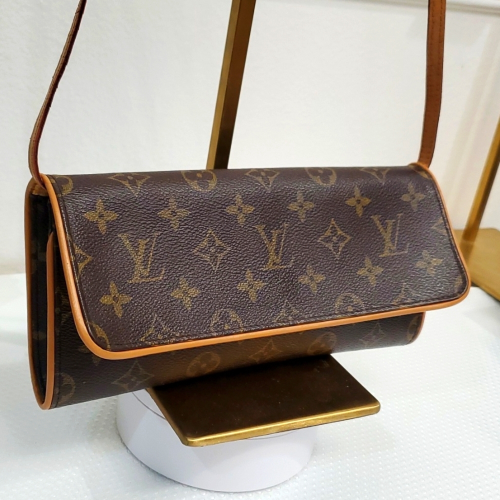 Louis Vuitton Monogram Pochette Twin GM Crossbody/Clutch Bag🤎💛🤎💛
